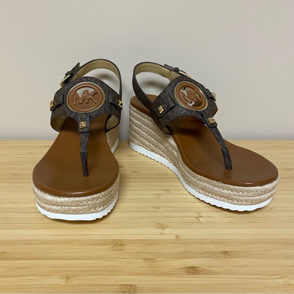 BNIB Michael Kors Aubrey Cut Out Wedge - Picture 4 of 10